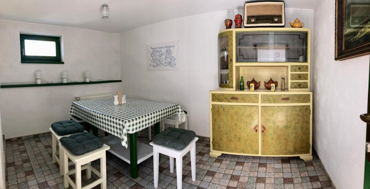 Ladislaus Schnaps-Haus Falusi Vendégház Csolnok Extérieur photo